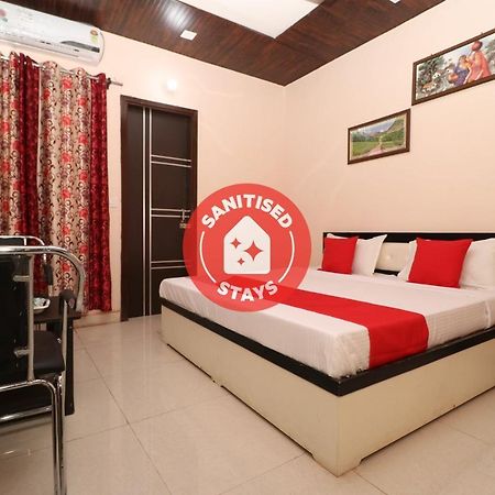Oyo 28338 New Life Hotel Banur Buitenkant foto